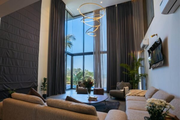 Dynamic Shared Room – Historic District