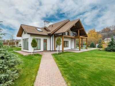 The Coconut Nest – Beachfront bungalow in Ao Nang, Thailand